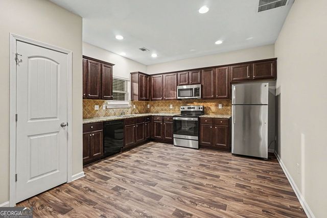 1124 Easley Court SE, Lawrenceville, GA 30045