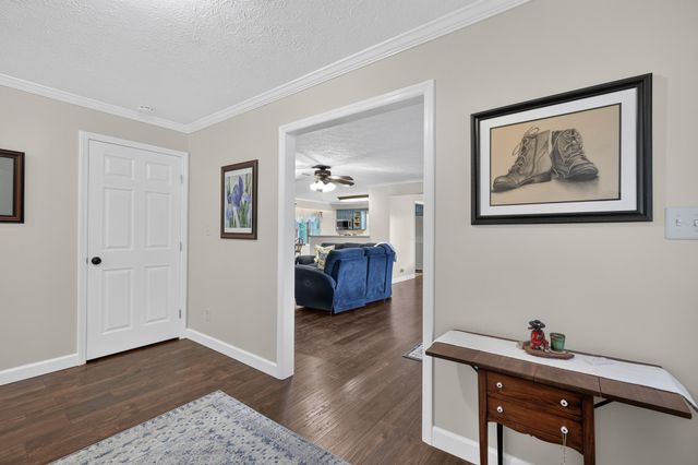 105 Hood Trl, Portland, TN 37148