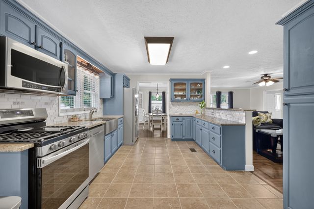 105 Hood Trl, Portland, TN 37148