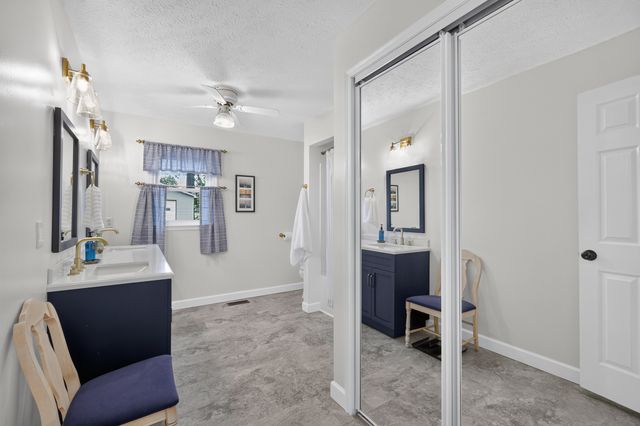 105 Hood Trl, Portland, TN 37148