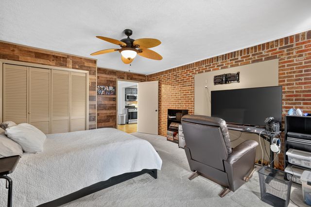 105 Hood Trl, Portland, TN 37148