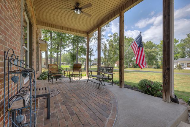 105 Hood Trl, Portland, TN 37148