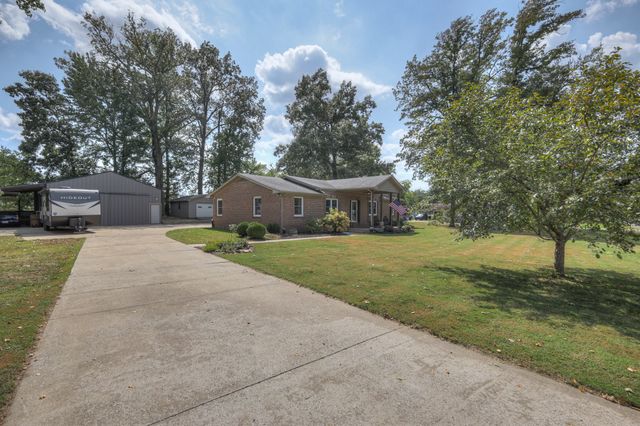 105 Hood Trl, Portland, TN 37148