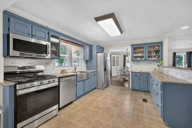 105 Hood Trl, Portland, TN 37148