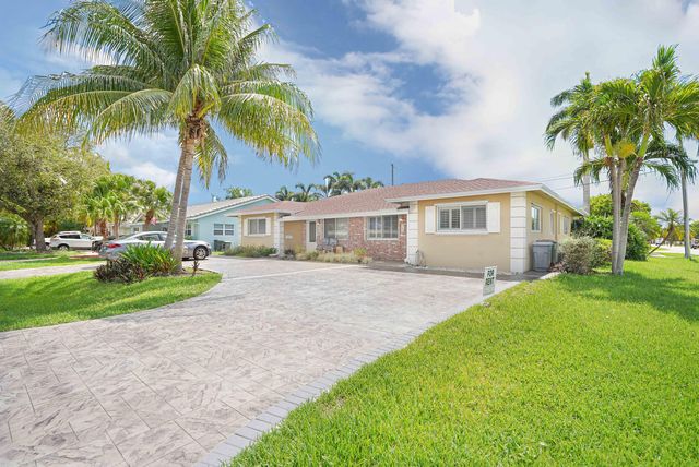 5100 NE 22nd Avenue, Lighthouse Point, FL 33064