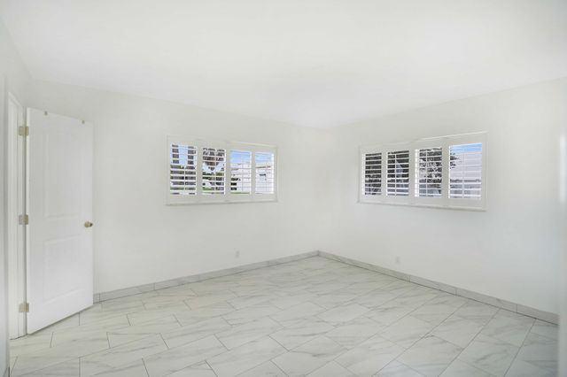 5100 NE 22nd Avenue, Lighthouse Point, FL 33064