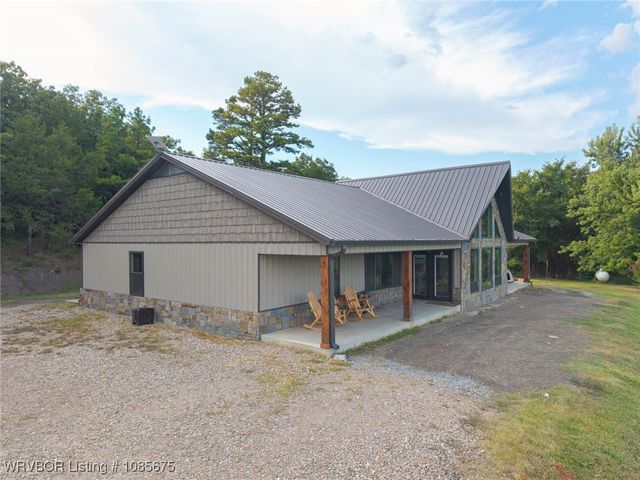 45594 US Highway 271, Wister, OK 74966