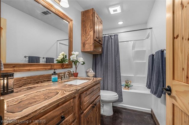 45594 US Highway 271, Wister, OK 74966