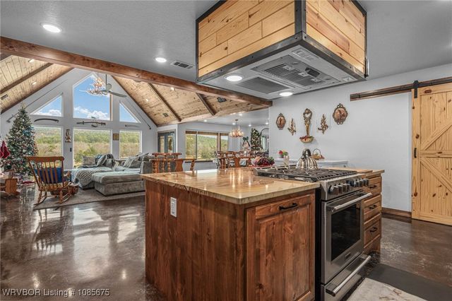 45594 US Highway 271, Wister, OK 74966