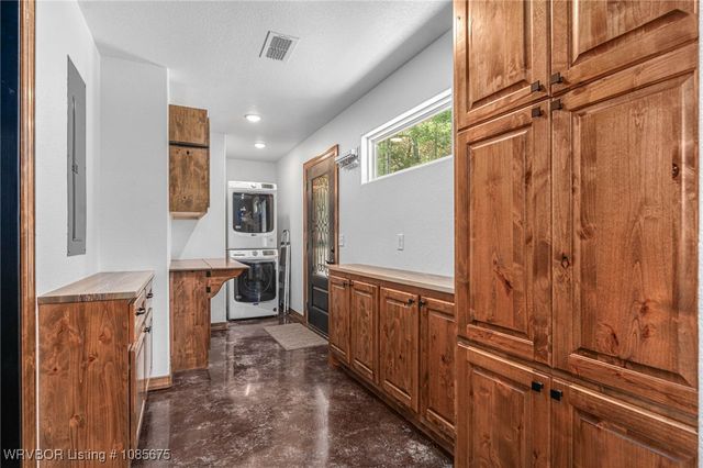 45594 US Highway 271, Wister, OK 74966