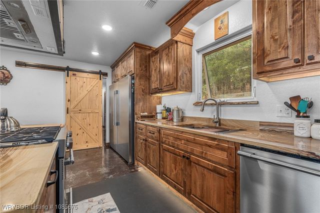 45594 US Highway 271, Wister, OK 74966