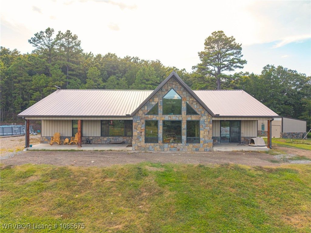 45594 US Highway 271, Wister, OK 74966