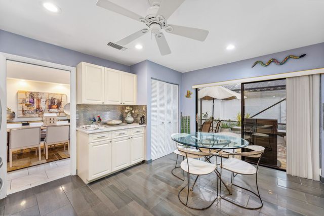 46 Woods Lane, Boynton Beach, FL 33436