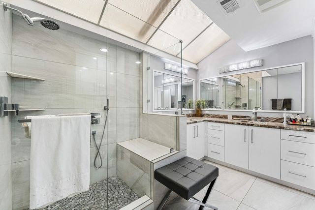 46 Woods Lane, Boynton Beach, FL 33436