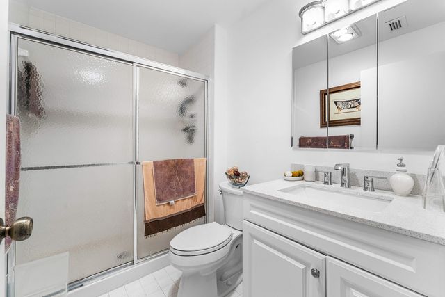 46 Woods Lane, Boynton Beach, FL 33436