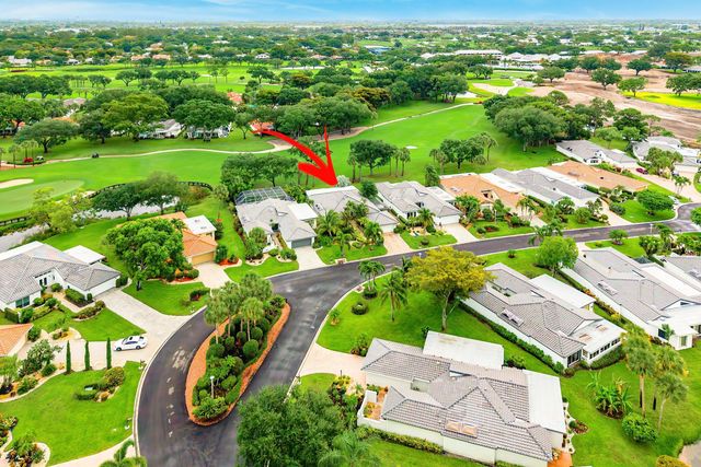 46 Woods Lane, Boynton Beach, FL 33436