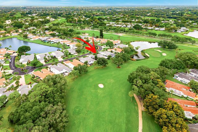 46 Woods Lane, Boynton Beach, FL 33436