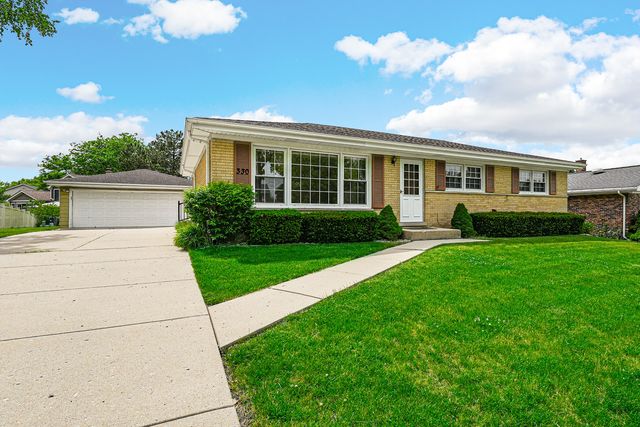330 Gareth Lane, Schaumburg, IL 60193