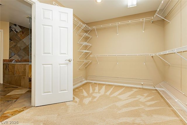 7427 Tomahawk Bend Avenue, Las Vegas, NV 89113