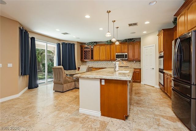 7427 Tomahawk Bend Avenue, Las Vegas, NV 89113