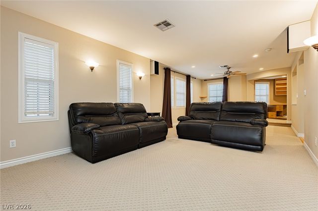 7427 Tomahawk Bend Avenue, Las Vegas, NV 89113
