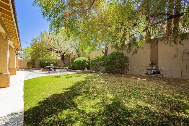 7427 Tomahawk Bend Avenue, Las Vegas, NV 89113