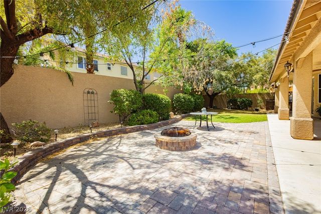 7427 Tomahawk Bend Avenue, Las Vegas, NV 89113