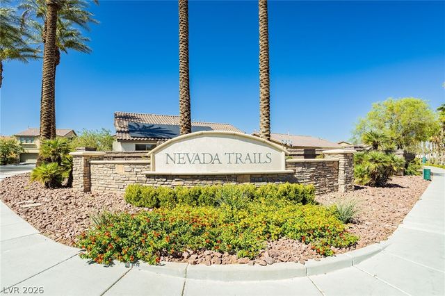 7427 Tomahawk Bend Avenue, Las Vegas, NV 89113
