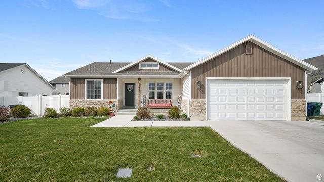 1269 E 500 S, Hyrum, UT 84319