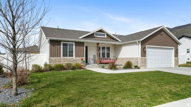 1269 E 500 S, Hyrum, UT 84319