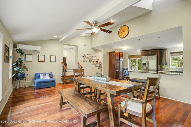 6187 Willow Highway, Grand Ledge, MI 48837