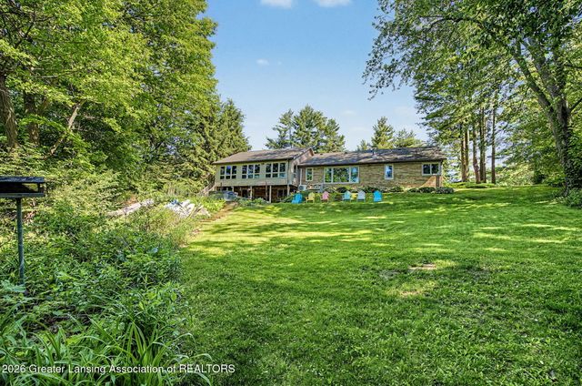 6187 Willow Highway, Grand Ledge, MI 48837