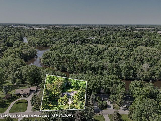 6187 Willow Highway, Grand Ledge, MI 48837