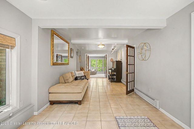 6187 Willow Highway, Grand Ledge, MI 48837