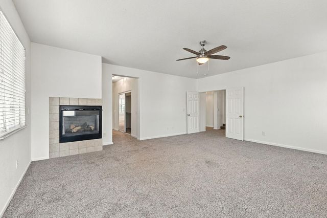 1943 Basil Dr, Manteca, CA 95336