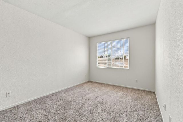 1943 Basil Dr, Manteca, CA 95336