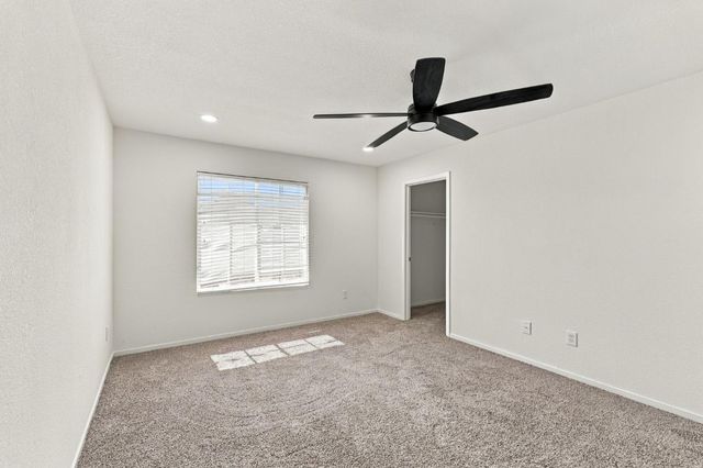 1943 Basil Dr, Manteca, CA 95336