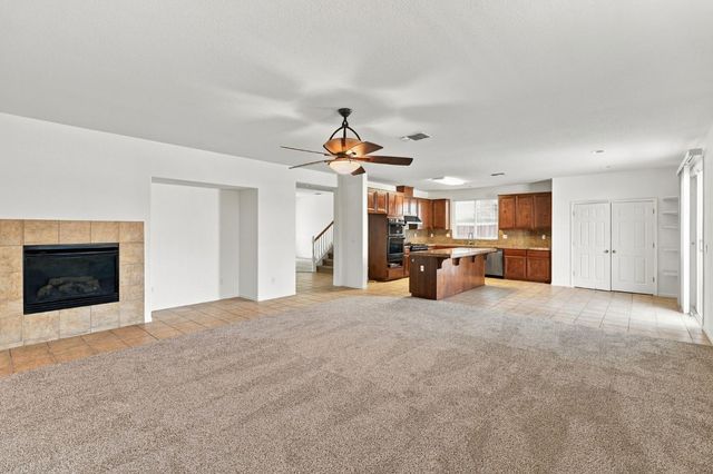 1943 Basil Dr, Manteca, CA 95336