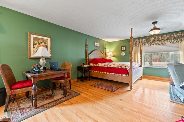 559 Hidden Valley Road, Kenova, WV 25530