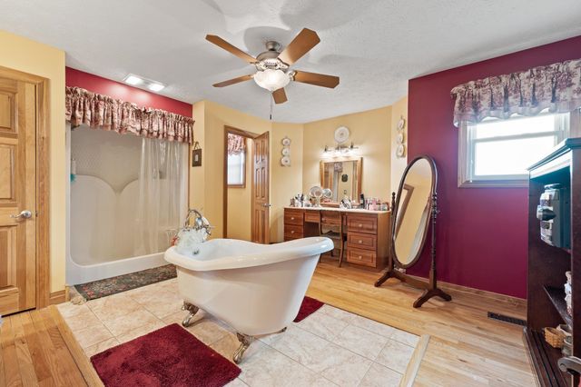 559 Hidden Valley Road, Kenova, WV 25530