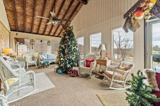 559 Hidden Valley Road, Kenova, WV 25530