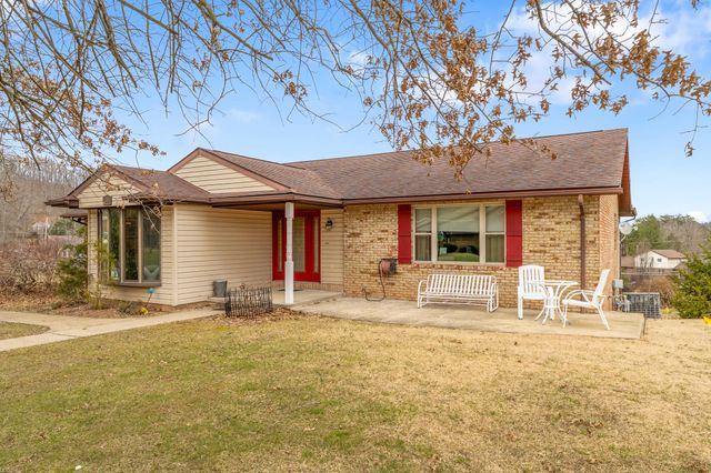 559 Hidden Valley Road, Kenova, WV 25530