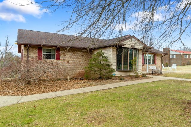 559 Hidden Valley Road, Kenova, WV 25530