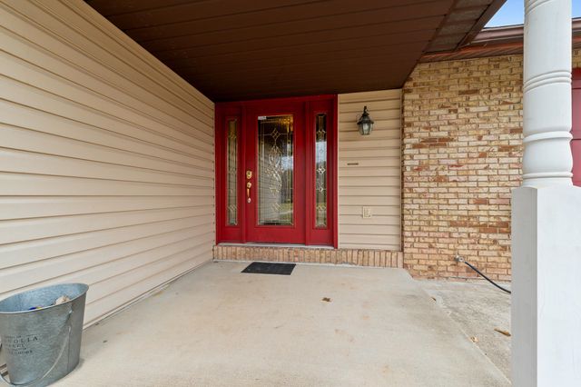 559 Hidden Valley Road, Kenova, WV 25530