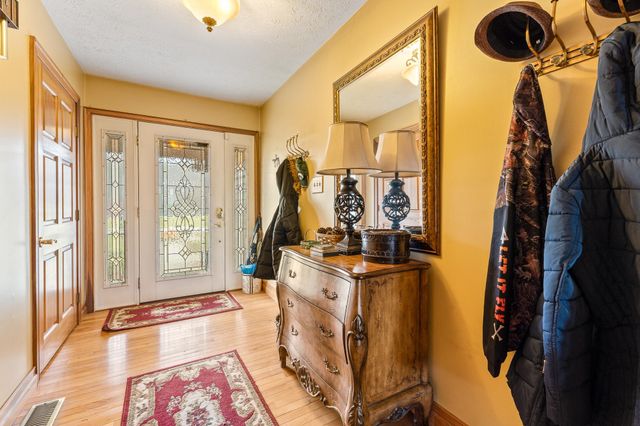 559 Hidden Valley Road, Kenova, WV 25530