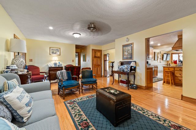 559 Hidden Valley Road, Kenova, WV 25530