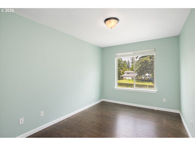 33924 Ne KALE St, Scappoose, OR 97056