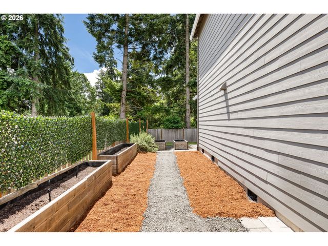 33924 Ne KALE St, Scappoose, OR 97056