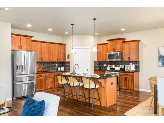 33924 Ne KALE St, Scappoose, OR 97056