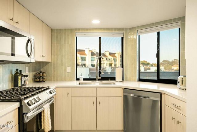 570 Terrace View Place, Port Hueneme, CA 93041
